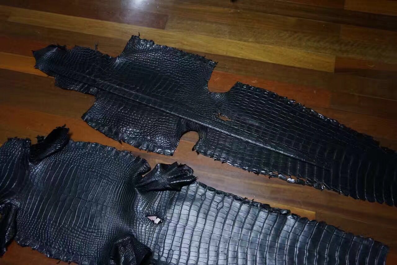 鳄鱼皮做腰带哪个部位最好,鳄鱼皮腰带背部制作过程