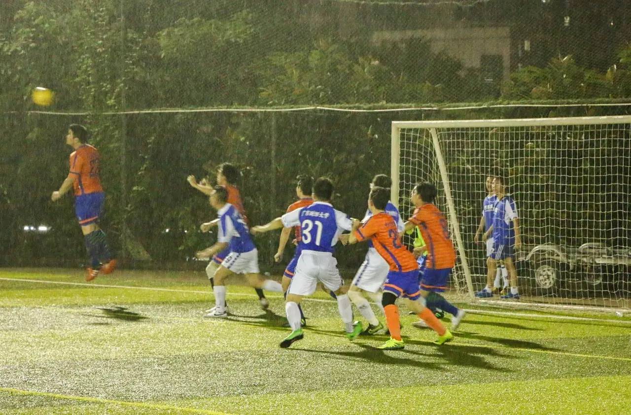 院校行｜中大管院足球队征战华南M超