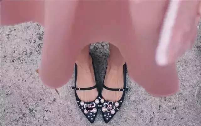 不同脚型的人应该穿什么鞋高跟鞋,不同脚型穿不同的跑鞋