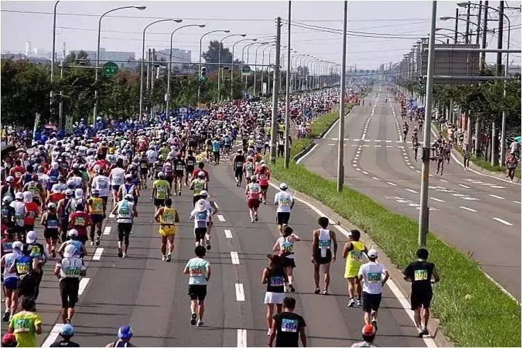 关于加快发展体育旅游,体育旅游产业示范区