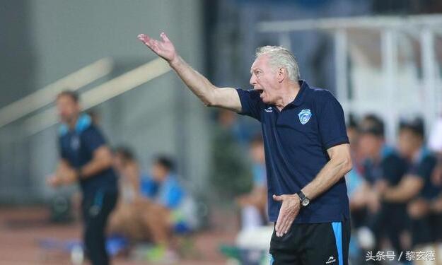 八个月前创造升级奇迹，悲情保定容大倒在保级奇迹的起点