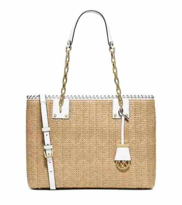 最近整个时尚圈都中了这个包包的毒！