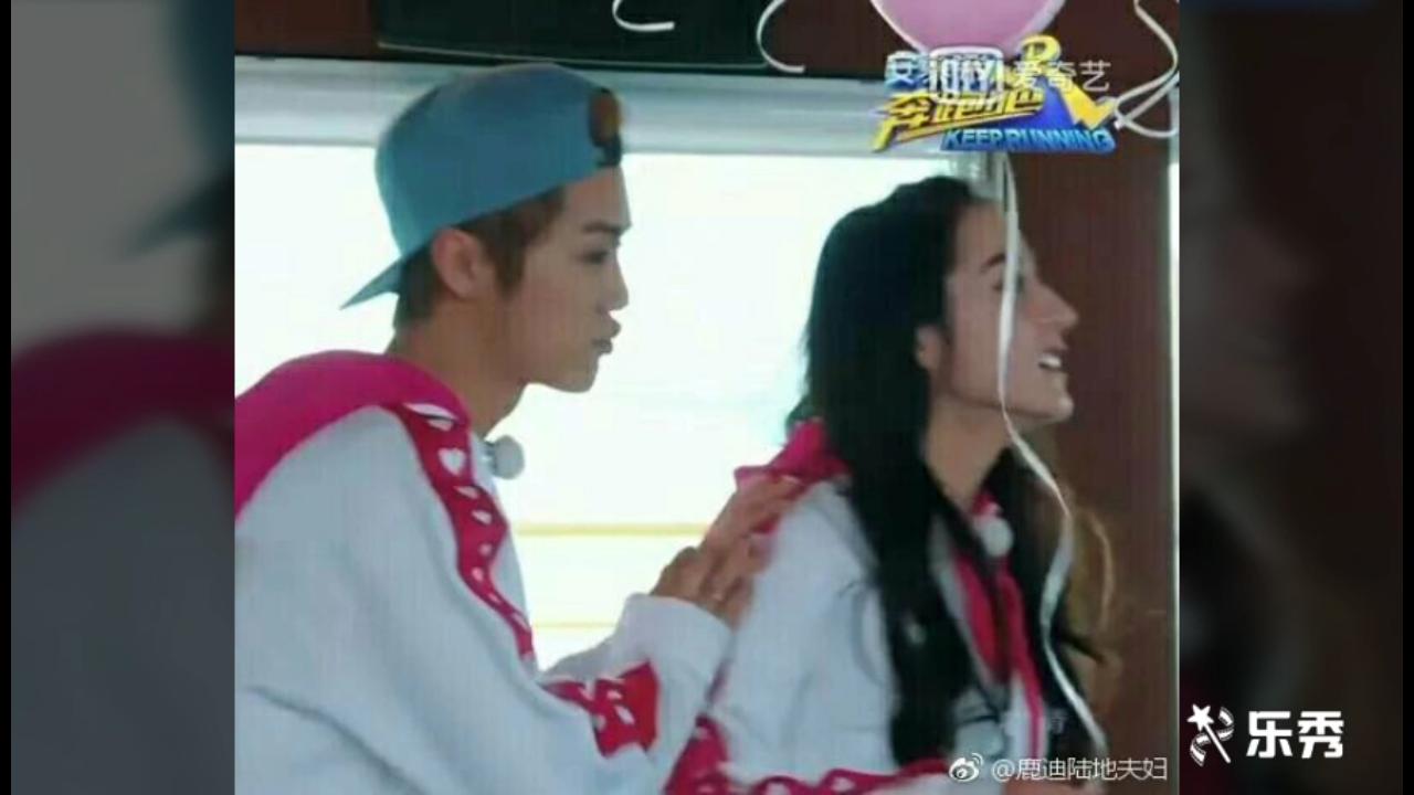 还说鹿晗迪丽热巴没有在一起？这些图片都外露了！小细节大放送！第二弹双标鹿的日常，对比约吧！