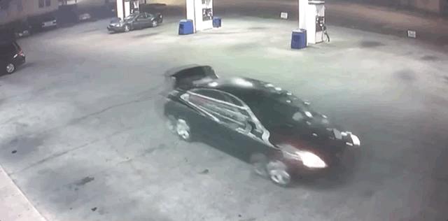 上了人贩子的出租车怎么办,上了歹徒的车怎么自救