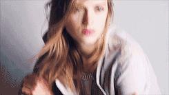 女星都在穿这件桌布单品，看完1秒就爱上！