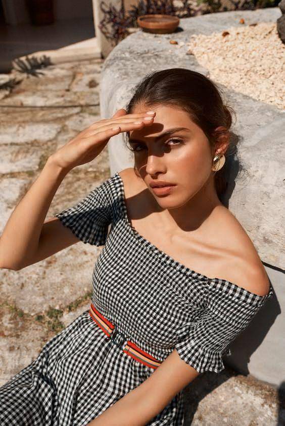 女星都在穿这件桌布单品，看完1秒就爱上！