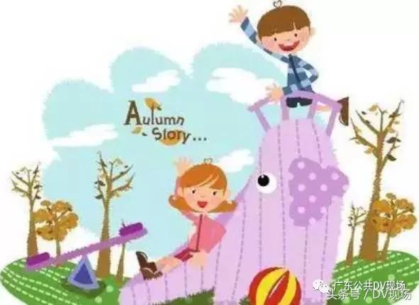 孩子玩滑滑梯摔倒怎样看情况,孩子从滑滑梯摔倒头上怎么办