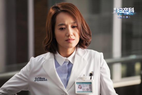 不说主持功力，就演技而言，你更看好湖南卫视那位女主持人？