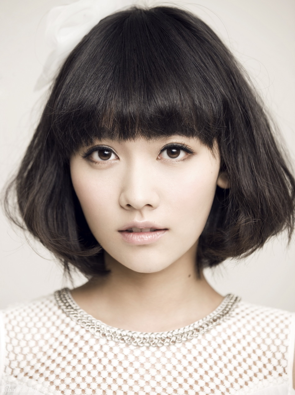 不说主持功力，就演技而言，你更看好湖南卫视那位女主持人？