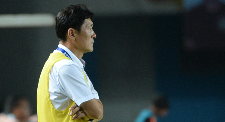 换阵后与建业队0比0握手言和，亿利队平局能接受也有遗憾