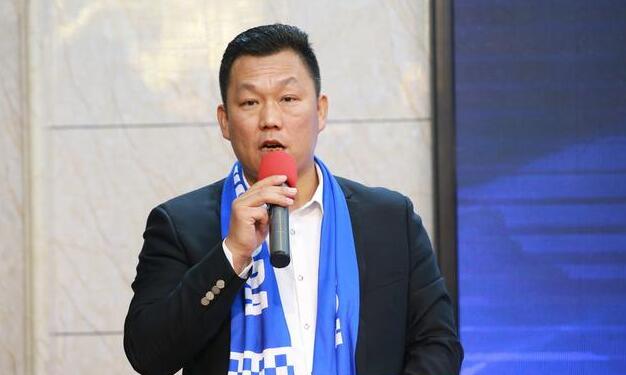 保定容大董事长痛哭,保定容大董事长哭的视频