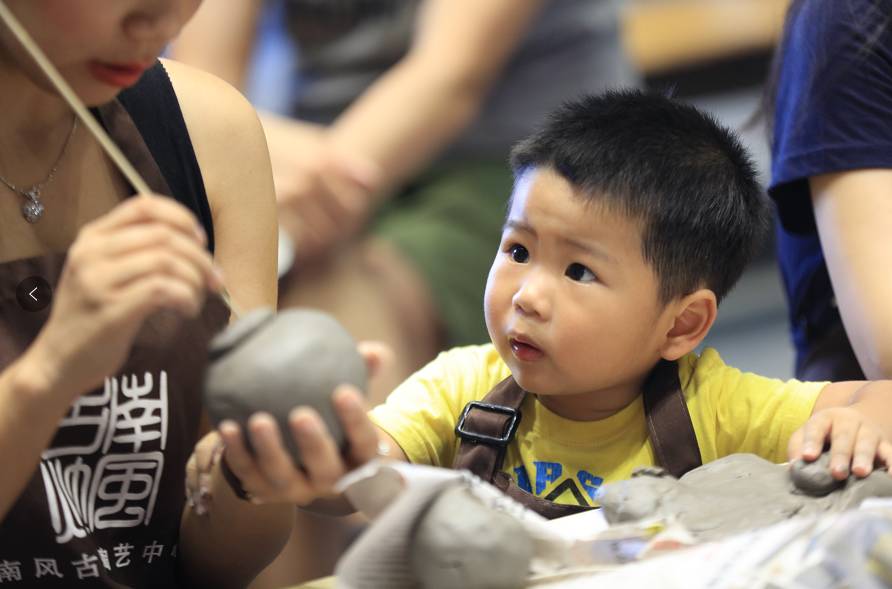 陪伴就是最长情的告白，周末，带儿子到佛山“小台湾”度个假