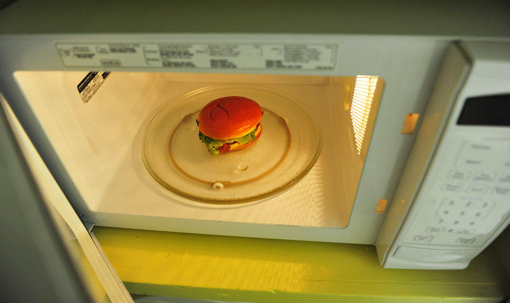 在美国吃个快餐多少钱,在美国一个汉堡多少美元