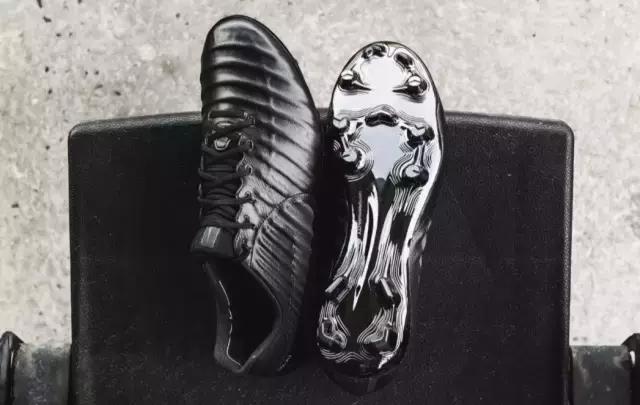 命里无它别恨它，为什么专属“高玩”的限量TiempoLegendVII是铂金黑？