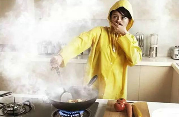 子宫肌瘤和乳腺癌哪个更严重,乳腺癌和子宫肌瘤能同时得吗