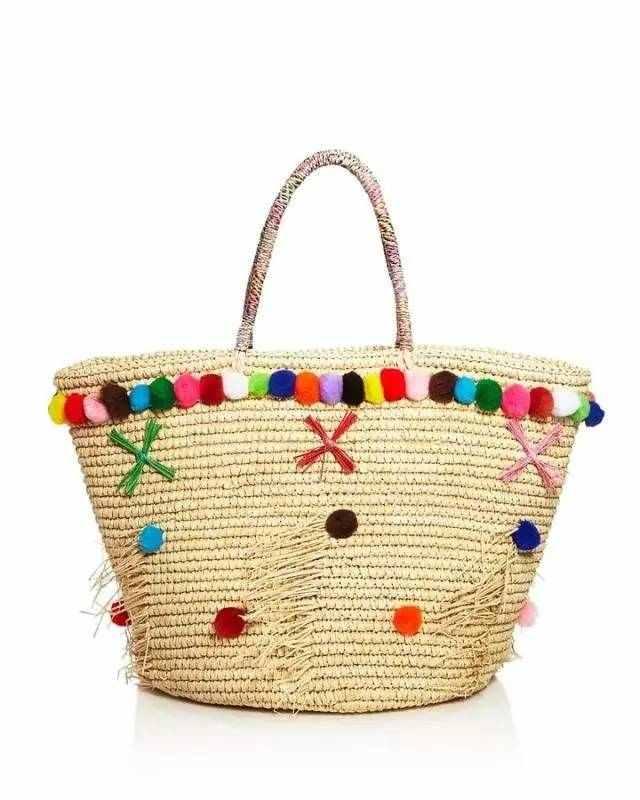 最近整个时尚圈都中了这个包包的毒！