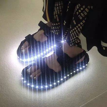 作为一个有品位的女人,品质生活从一双拖鞋也可以开始