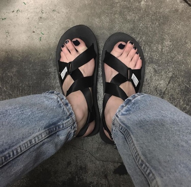 作为一个有品位的女人,品质生活从一双拖鞋也可以开始