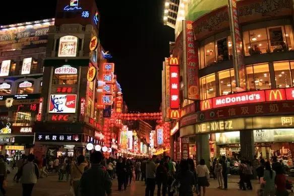 广州地铁景点最多的线路,广州地铁沿线有哪些好玩的