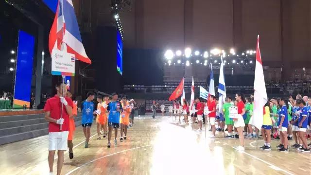 瓦屋山中铭杯篮球赛直播,国际友谊足球比赛录播