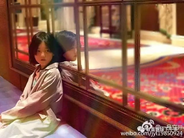 李嫣Style！王菲李亚鹏女儿变身超模05后都出来闯天涯了