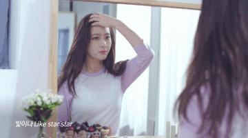 面部去皱，原来可以这样做！刮痧手法真人示范!值得收藏