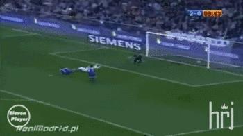 足球技巧传球,足球技巧之过人战术