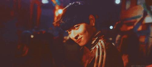 眼霜挑肤质吗,眼霜涂不对再贵也是白搭