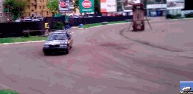 小哥，你这样做太没道德了，你微信多少，加我下