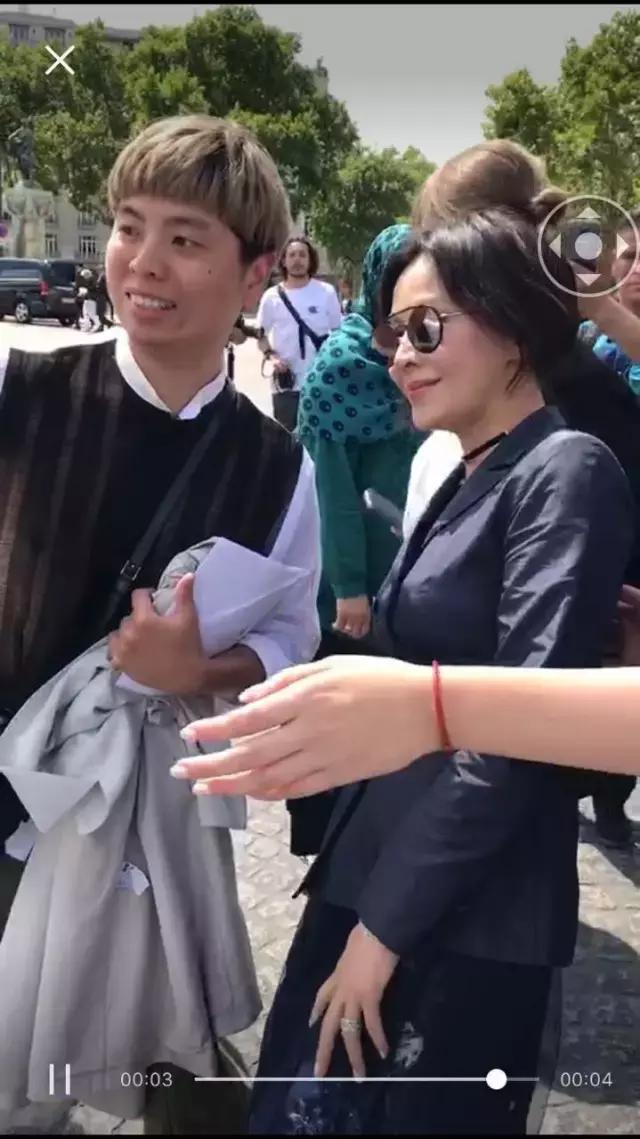 刘诗诗刘亦菲奶茶妹,刘诗诗奶茶妹视频