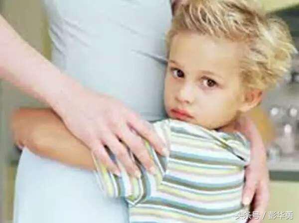 华本联育：孩子沉默寡言，你知道怎样纠正吗？