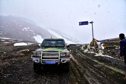 老司机揭秘：去川藏线租车到底什么车合适？