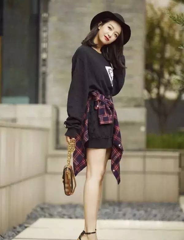 女星都在穿这件桌布单品，看完1秒就爱上！