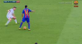 精灵罗纳尔迪尼奥超燃集锦,足球精灵罗纳尔迪尼奥花式过人