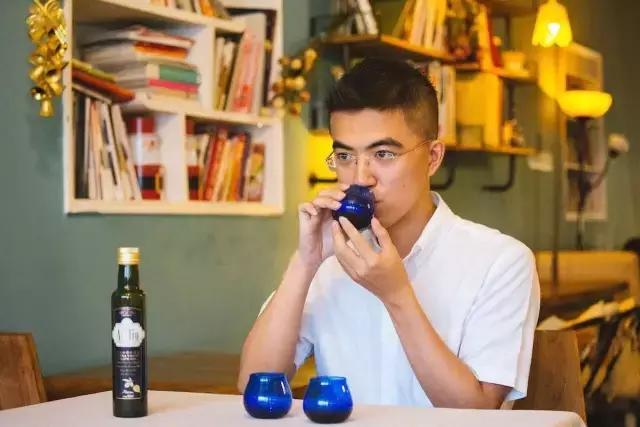 天天吃油，没听过“品油师”？这位北大博士告诉你