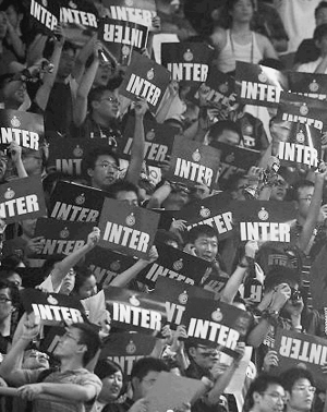 历年欧洲杯第一个入场国家队,第一支访华的足球队