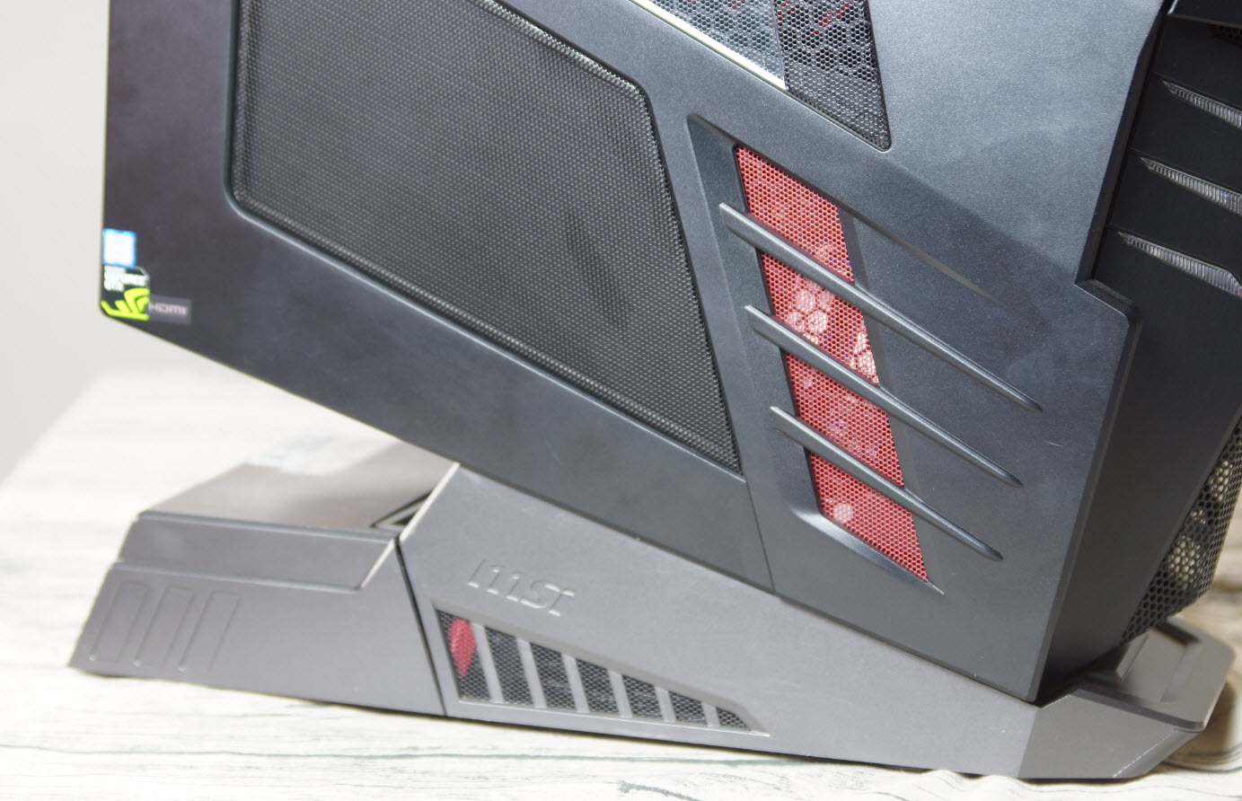 赛博坦主机评测,塞伯坦的主机