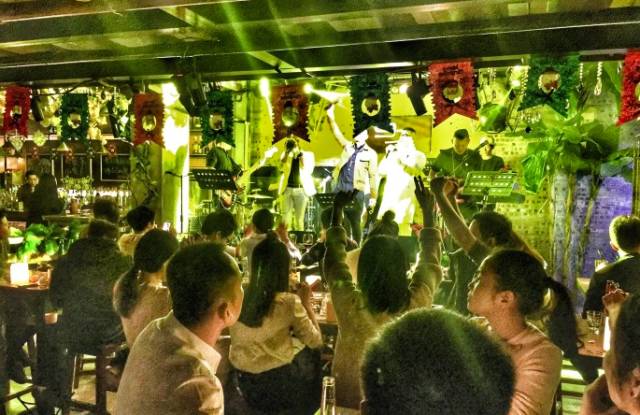 南宁最多人去玩的是哪个酒吧,南宁本地人都去的酒吧