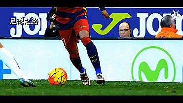 内马尔梅西大巴黎首粒进球,内马尔说梅西是球王