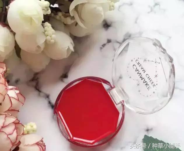 草单：翻包！我的日常包包里究竟装着什么？