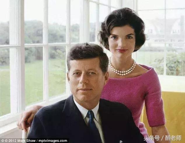 杰奎琳穿着带血的衣服,杰奎琳的眼泪音频