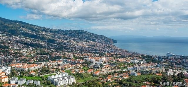 C罗，从一无所有的贫困少年到名满天下的世界足坛第一人的艰辛励志路：莫欺少年穷，苦难只会让我更强大