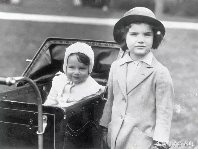 杰奎琳穿着带血的衣服,杰奎琳的眼泪音频