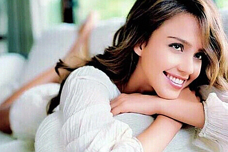 小玲每隔半年定期妇检，很少让爱人为自己担心，大家可以看看她的常规妇检项目