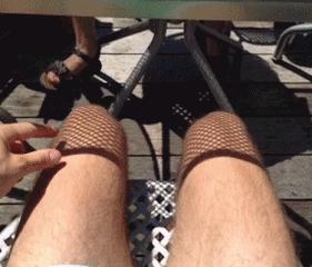 小哥，你这样做太没道德了，你微信多少，加我下