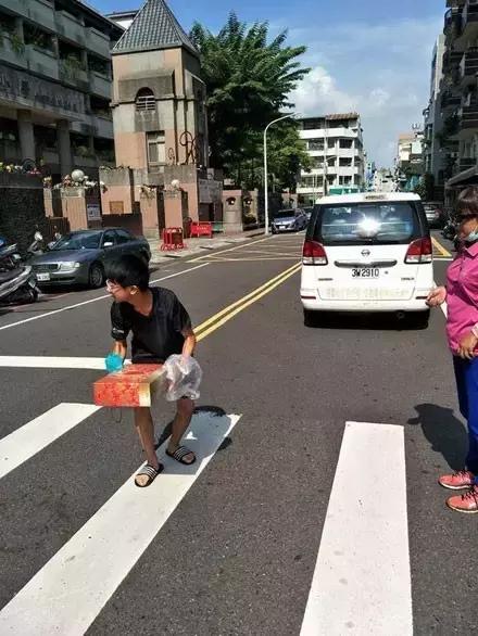 足球ps版,把足球p成猫