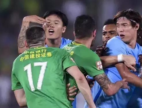 足协重磅罚单是真的吗,足协开出新赛季首张罚单