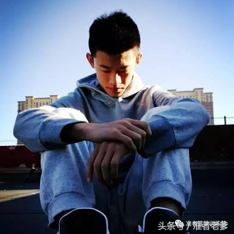 国产巨强高中生，山东潍坊一中王岚嵚，因为太屌高二就被清华特招！