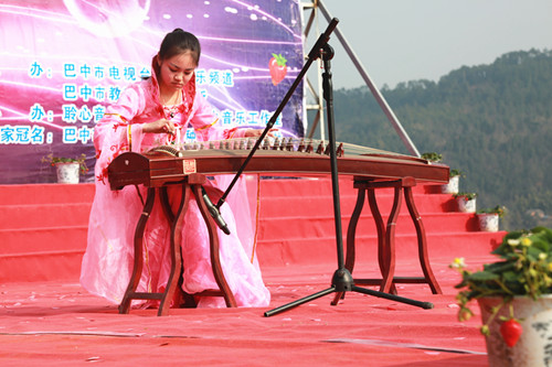 放歌巴中决赛冠军,巴中唱歌比赛现场