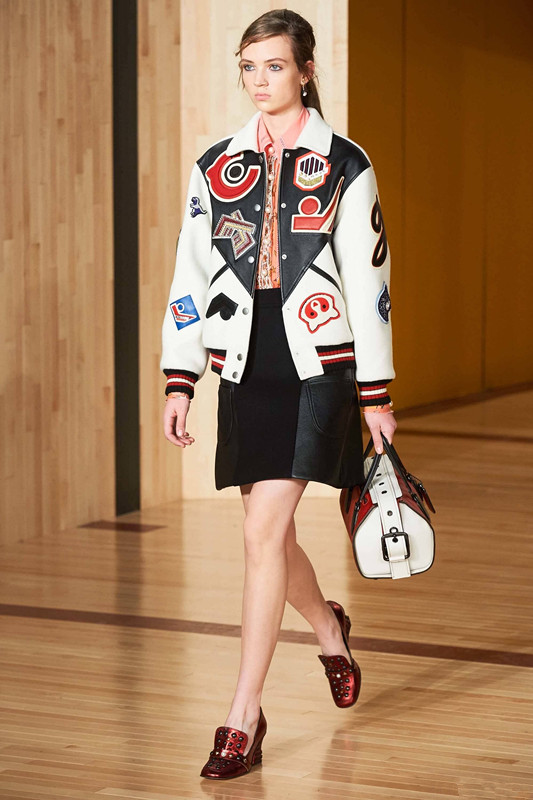 张雨绮喇叭裤穿搭,张雨绮小s